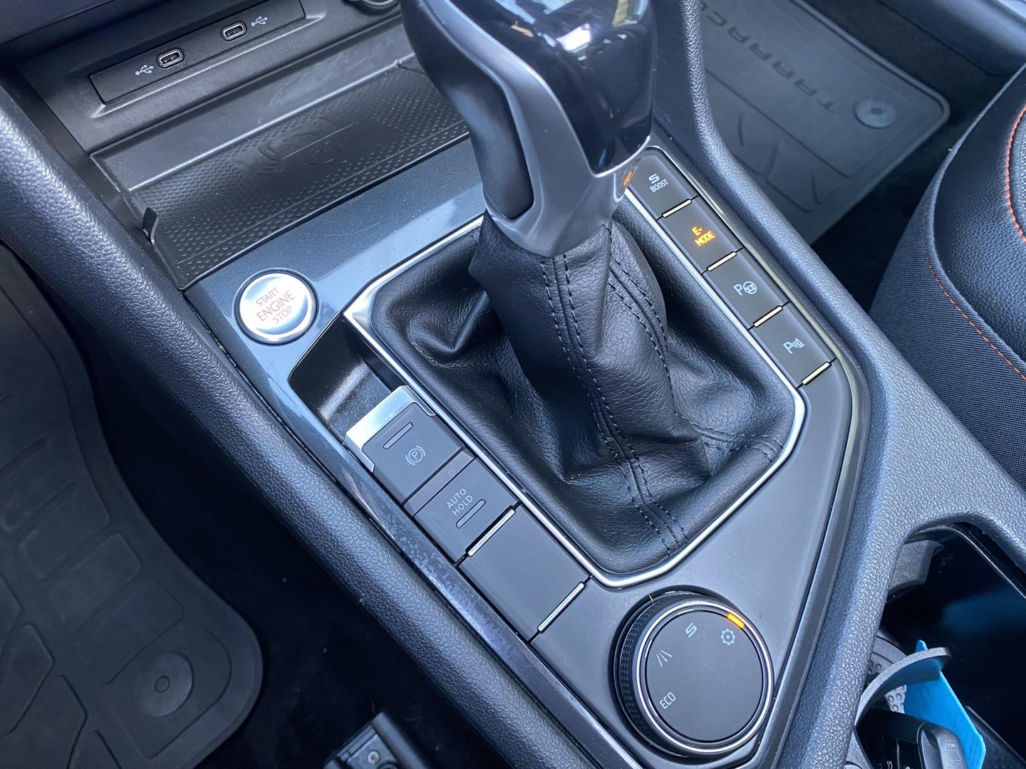 SEAT SEAT