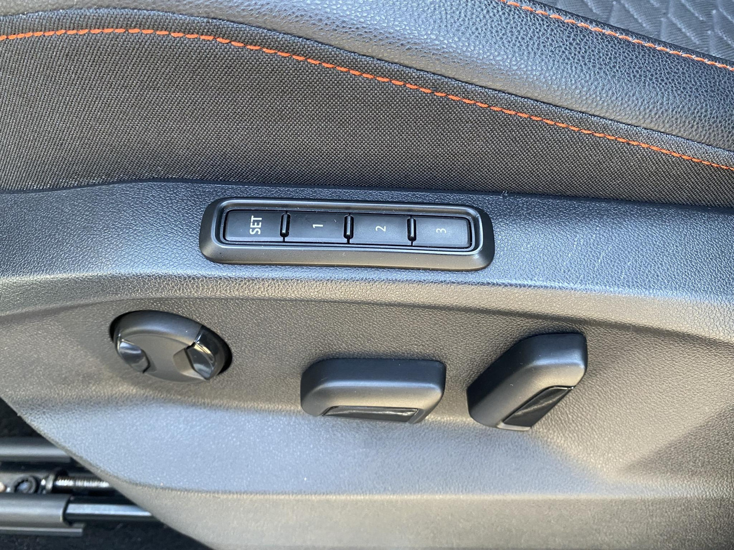 SEAT SEAT