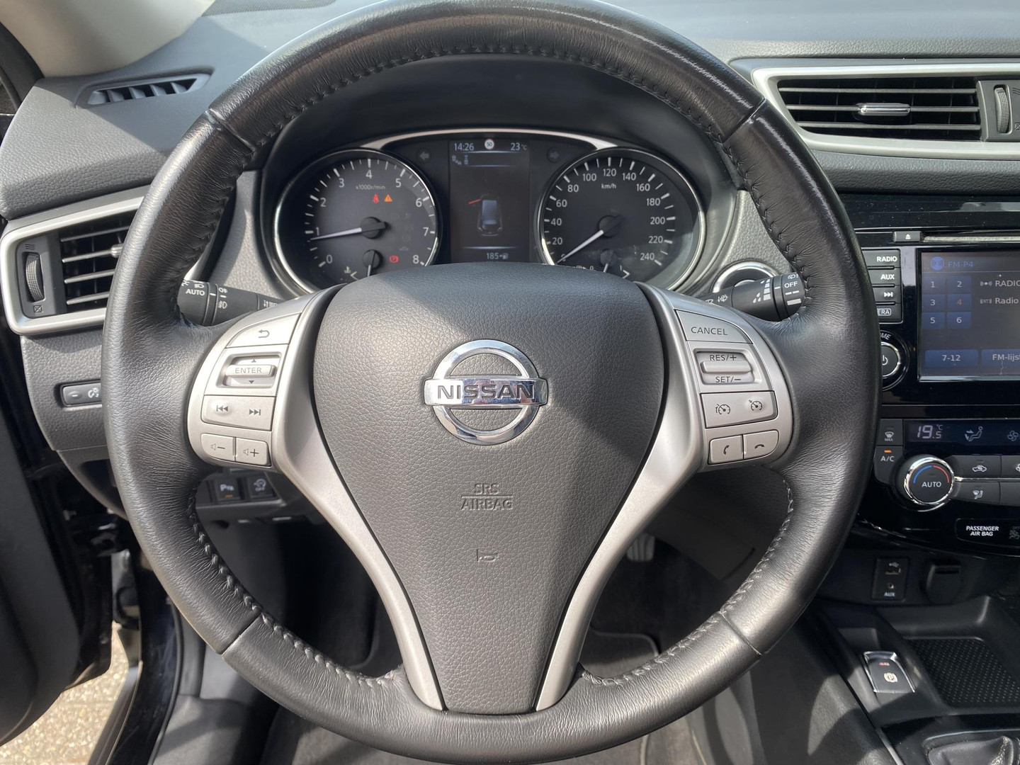 Nissan Nissan