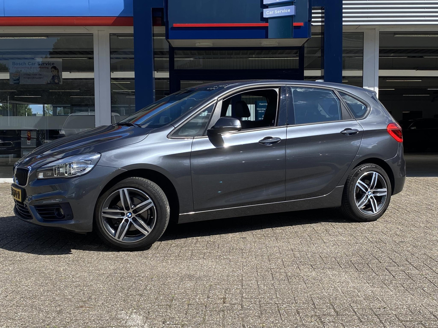 BMW BMW