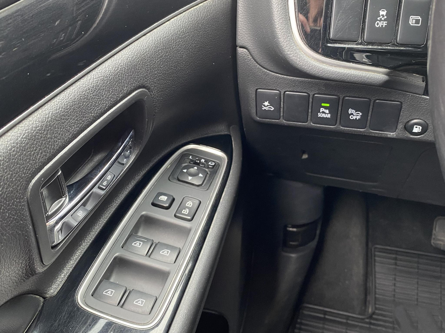 Mitsubishi Mitsubishi