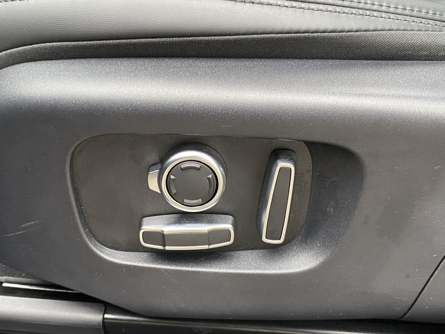 Land Rover Land Rover