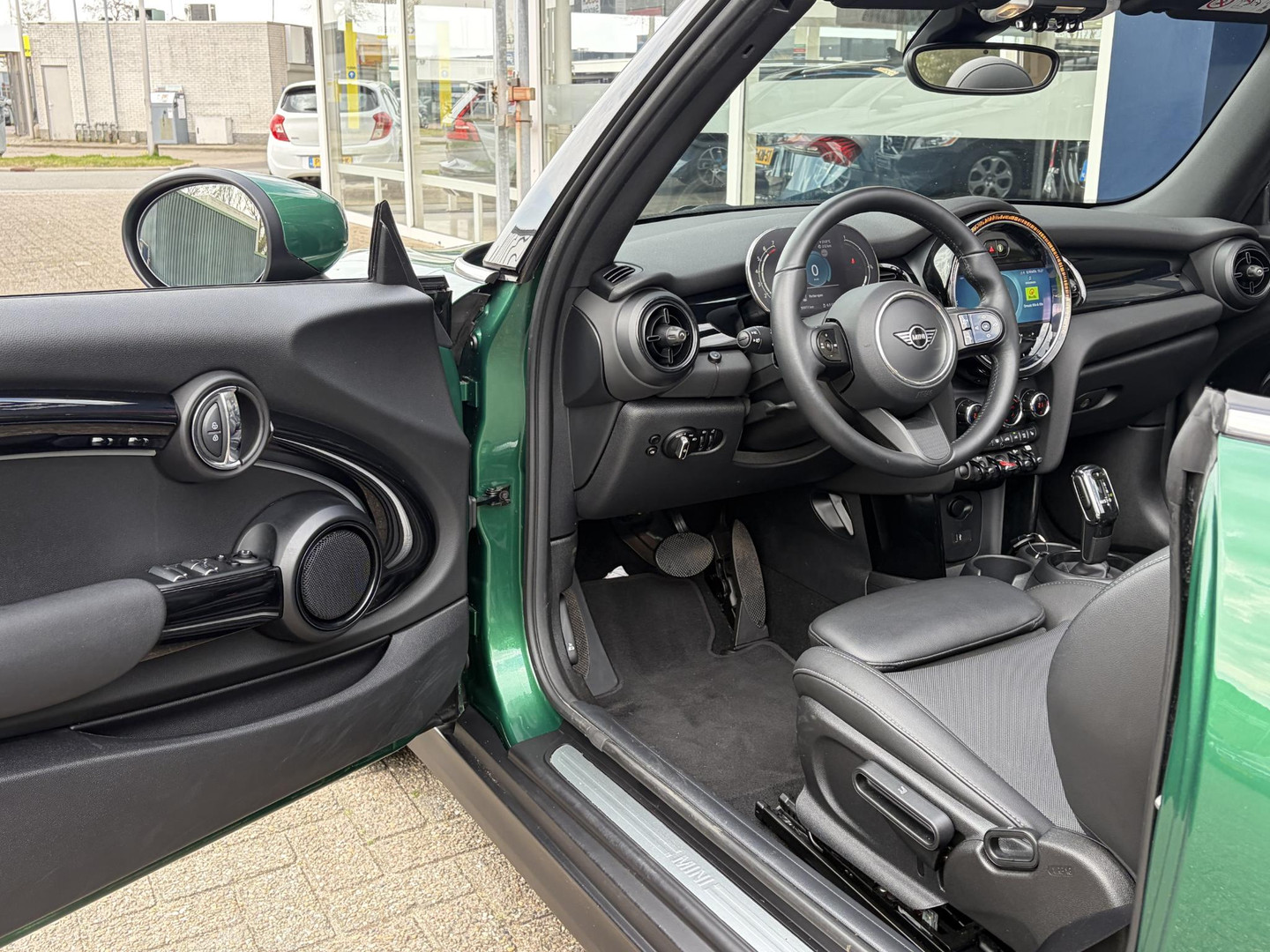 MINI
