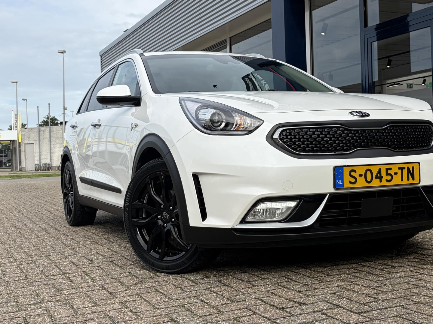 Kia