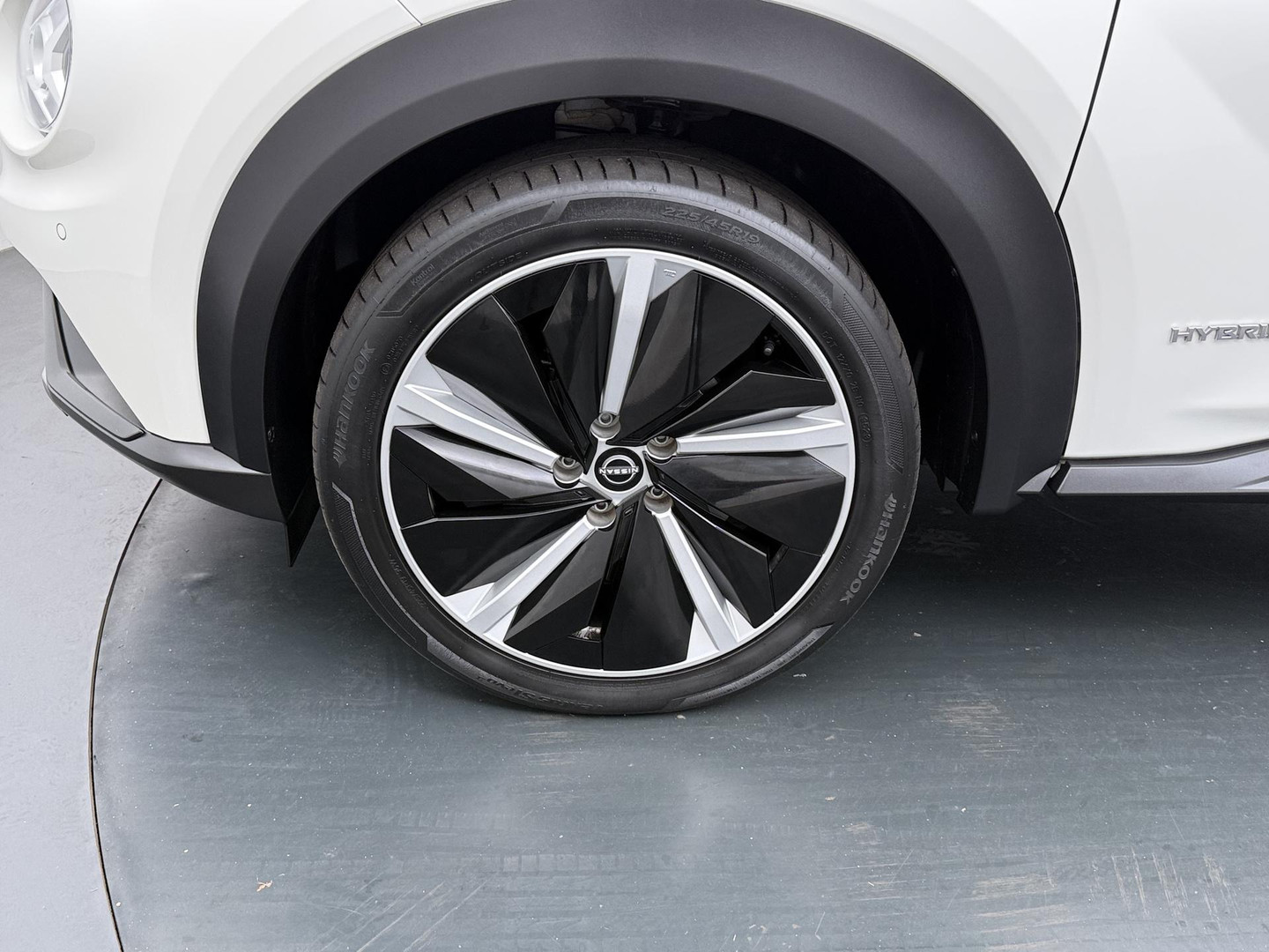 Nissan Nissan