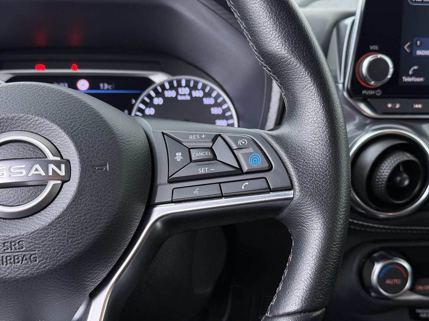 Nissan Nissan
