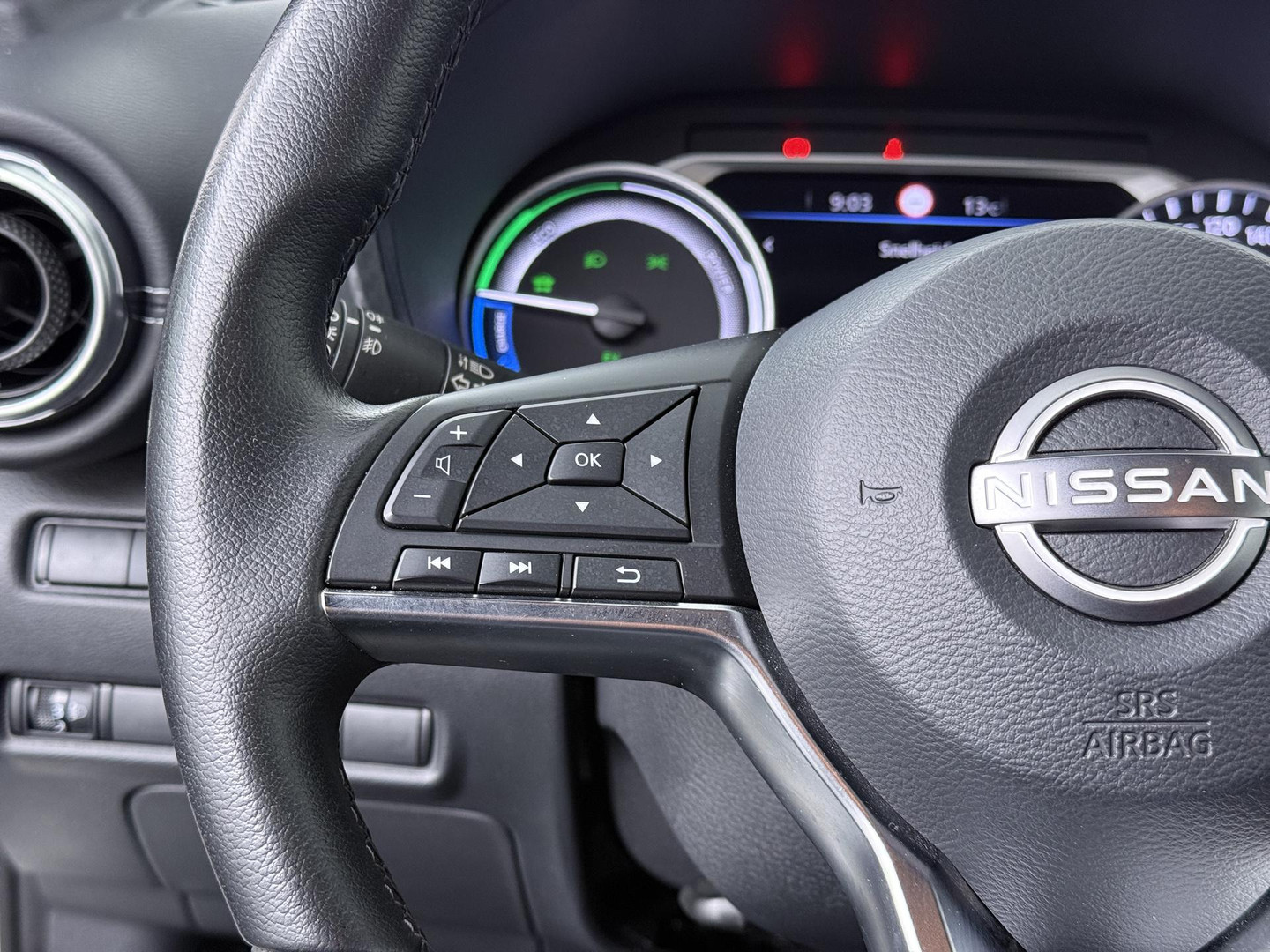 Nissan Nissan