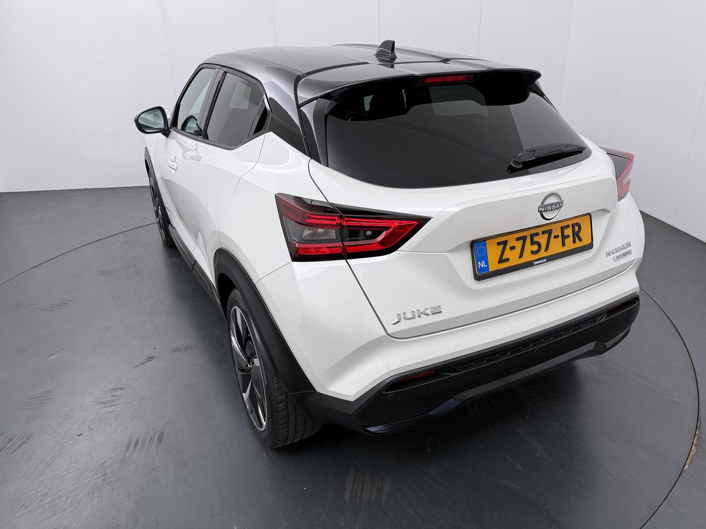 Nissan Nissan