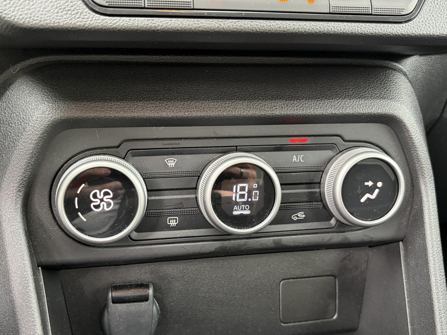 Dacia Dacia
