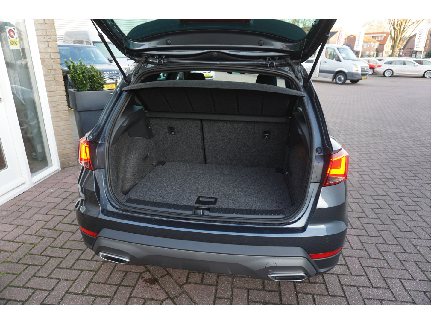 SEAT