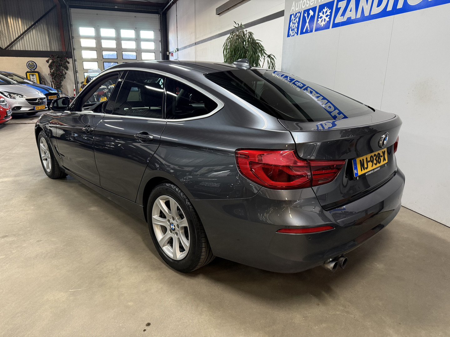 BMW