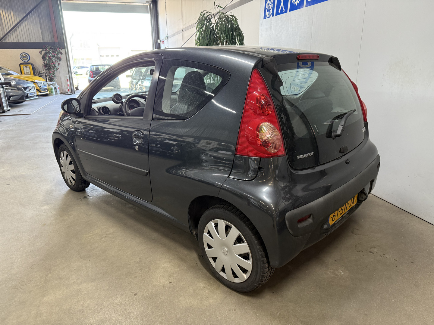 Peugeot