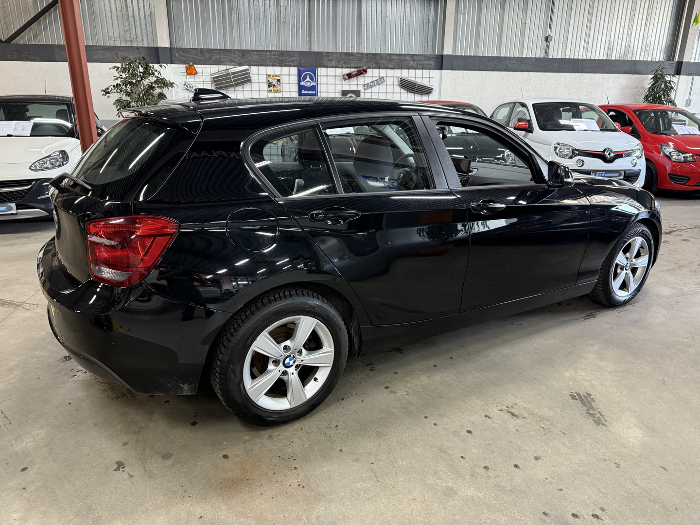 BMW BMW