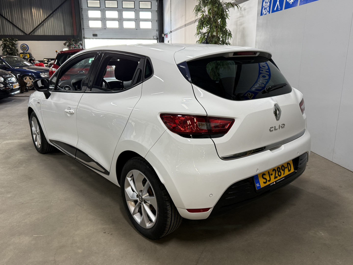 Renault Renault