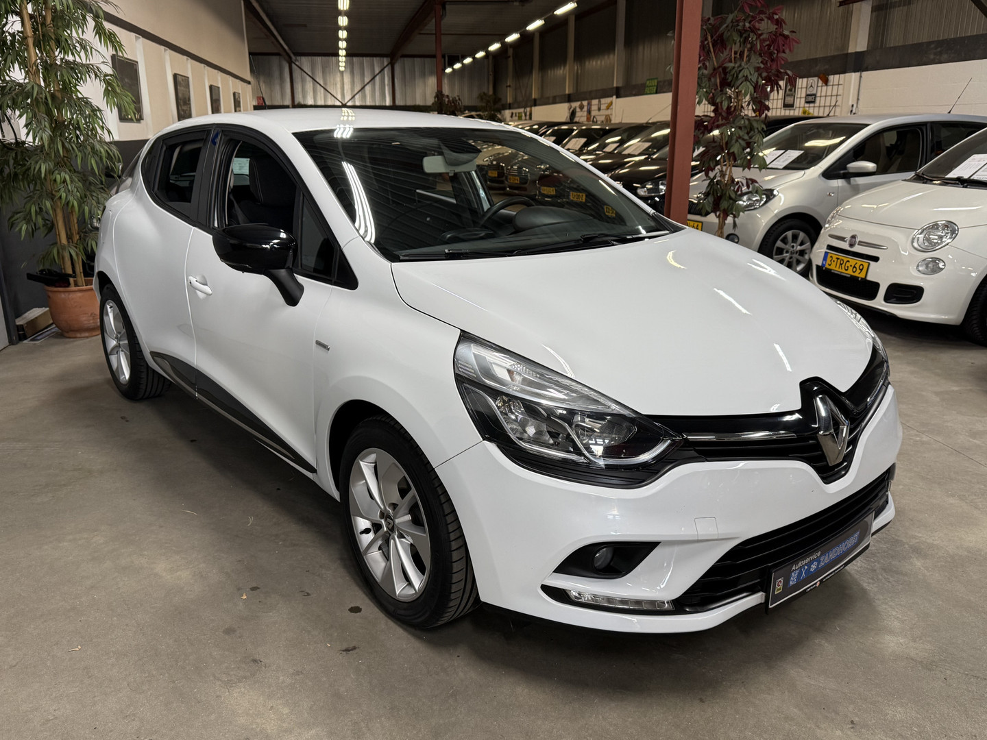 Renault Renault