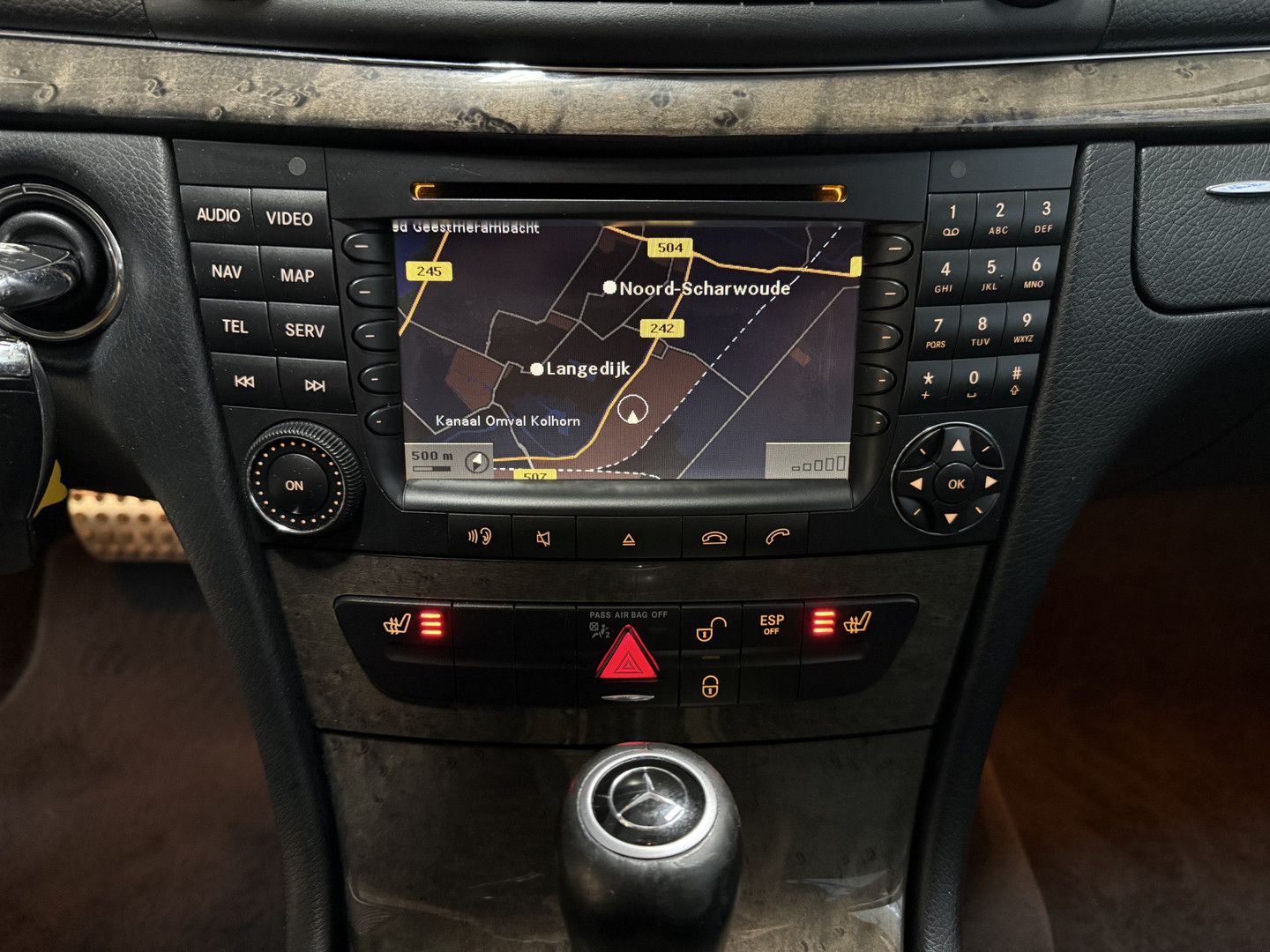 Mercedes-Benz Mercedes-Benz