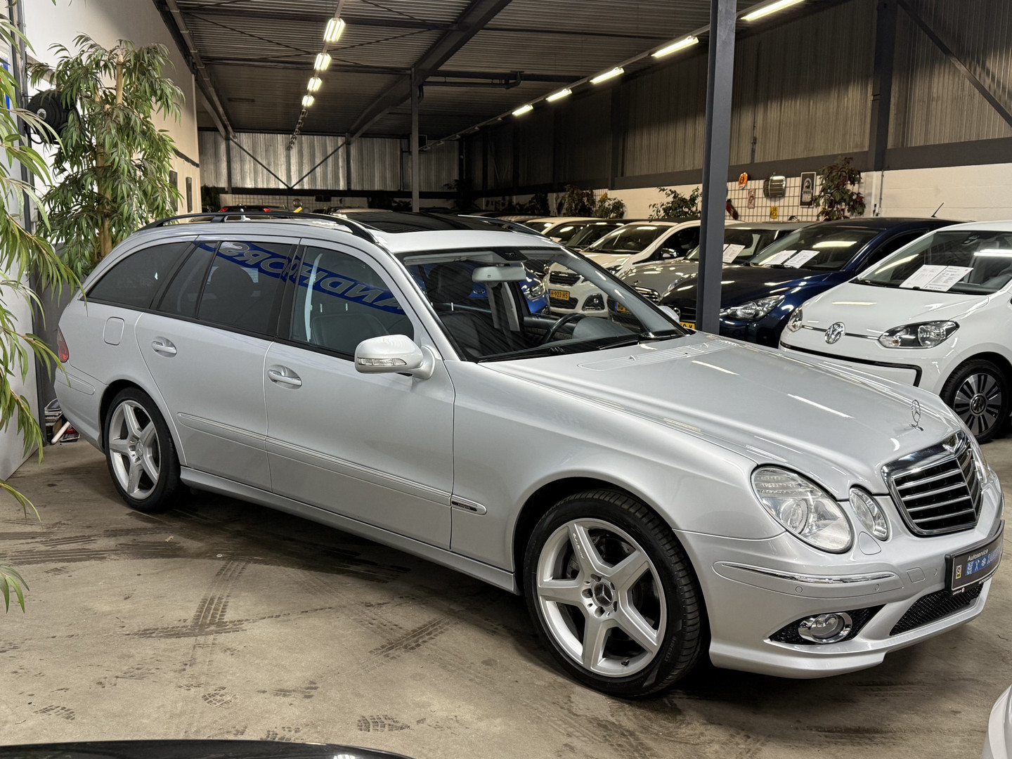 Mercedes-Benz Mercedes-Benz