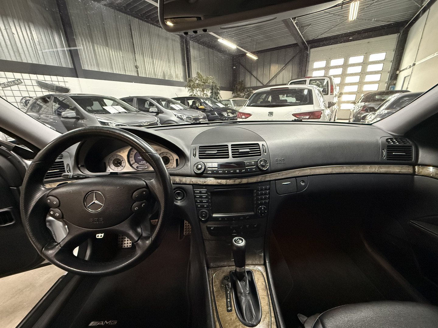 Mercedes-Benz Mercedes-Benz