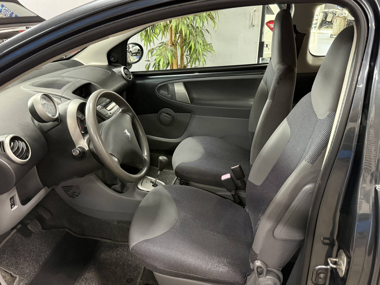 Peugeot Peugeot