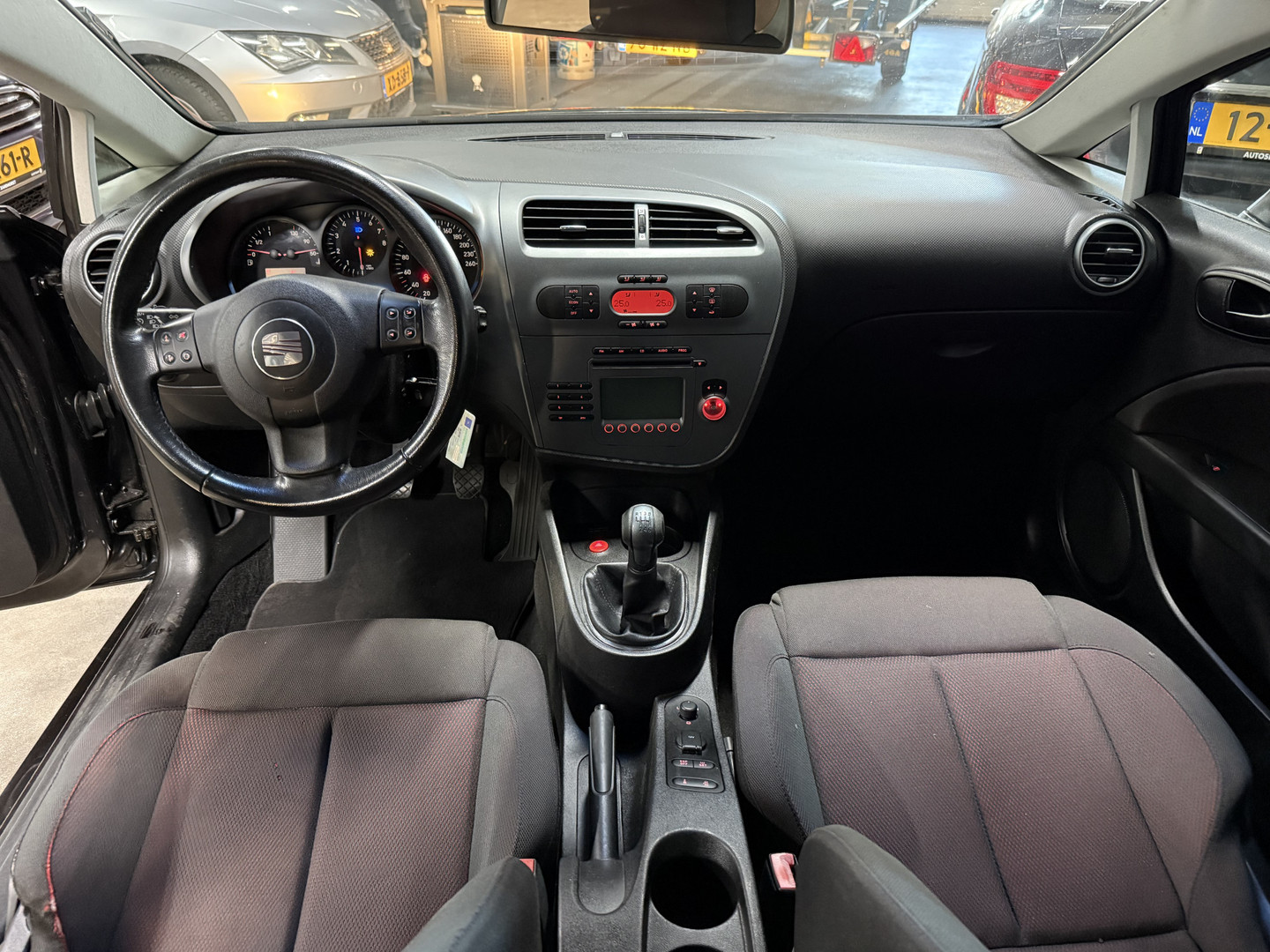 SEAT SEAT