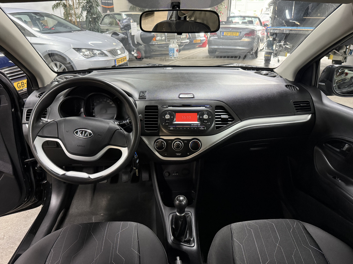 Kia