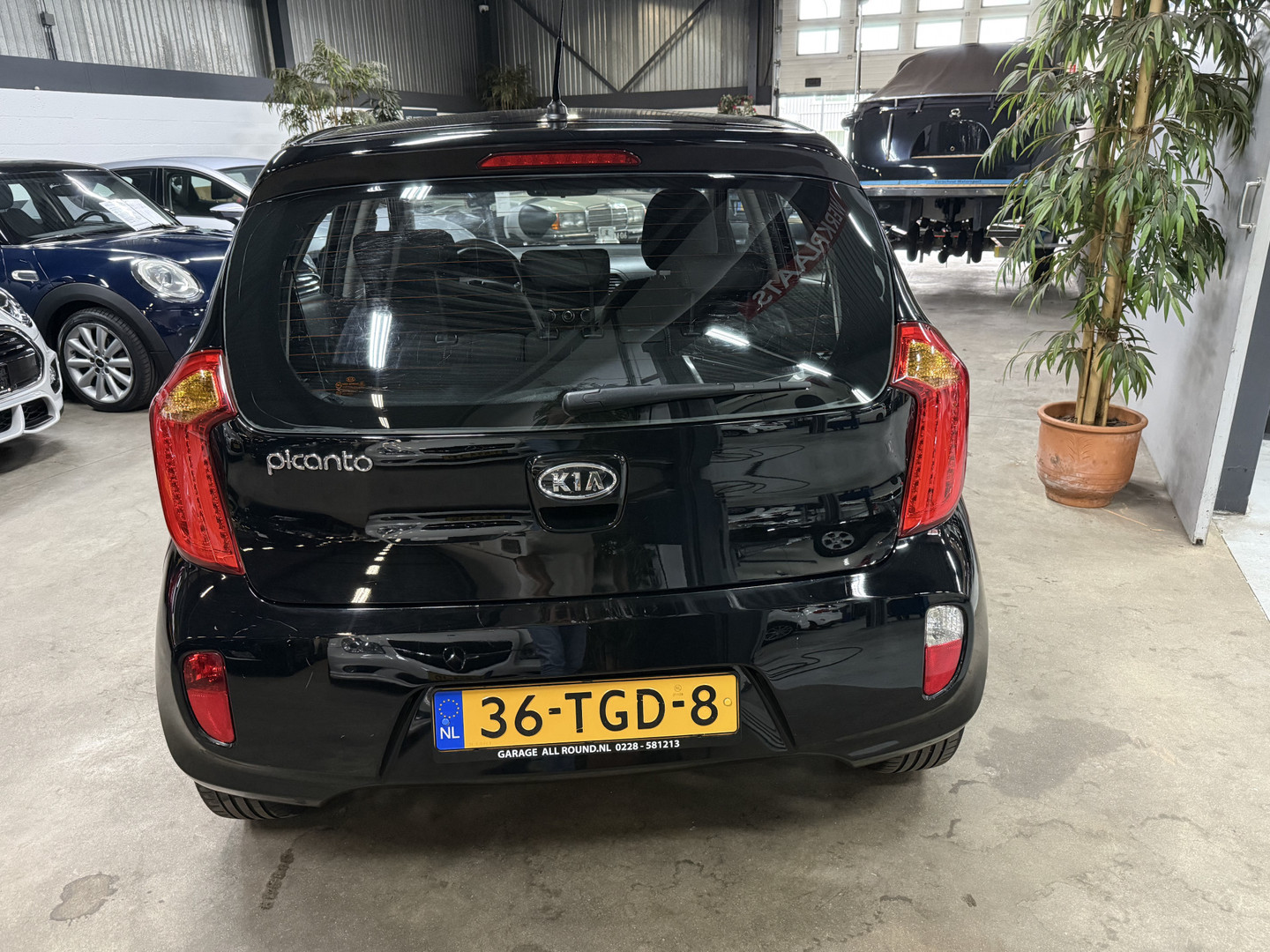 Kia