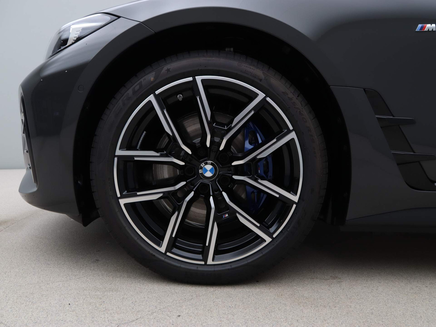 BMW BMW