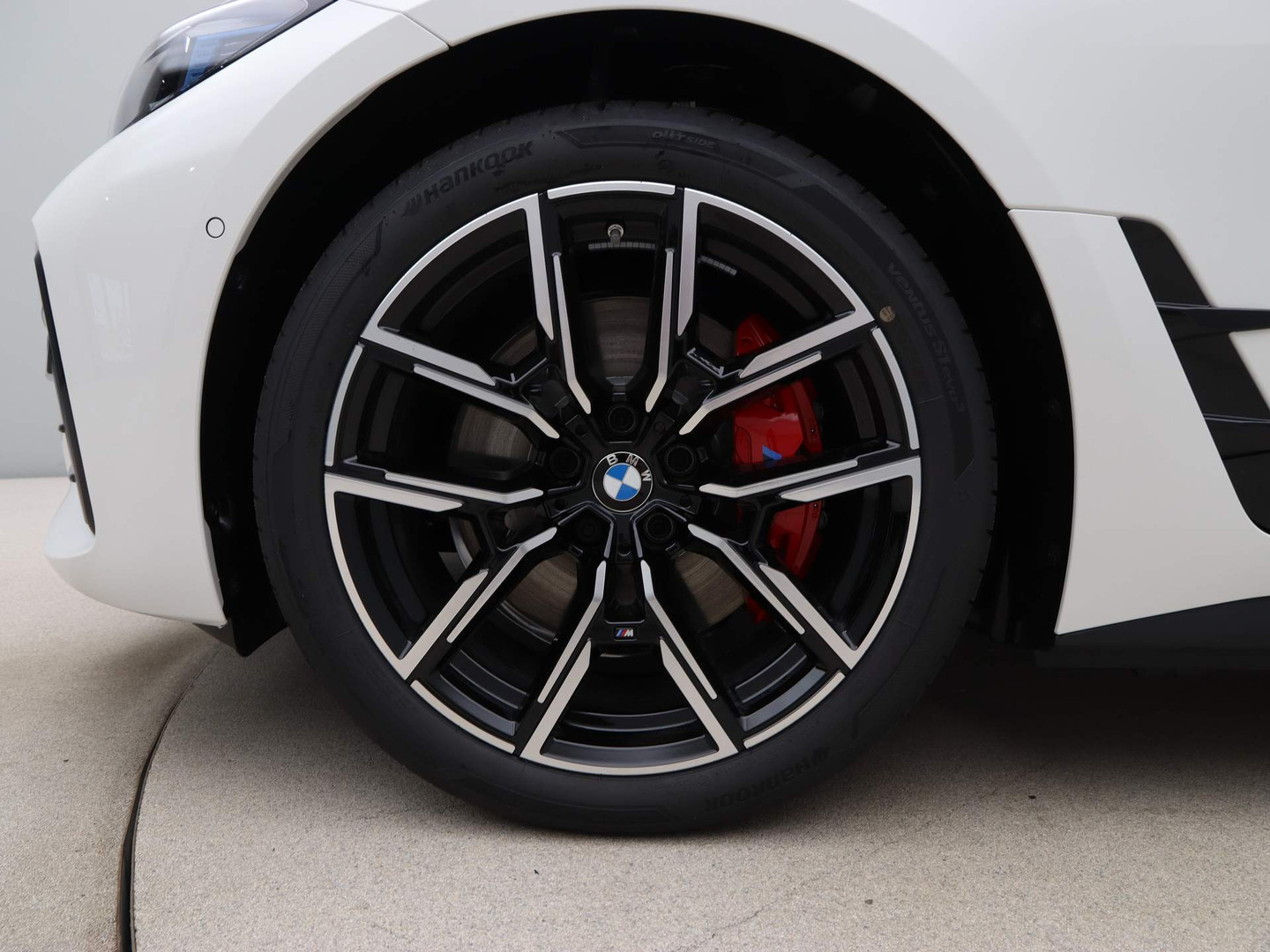 BMW BMW