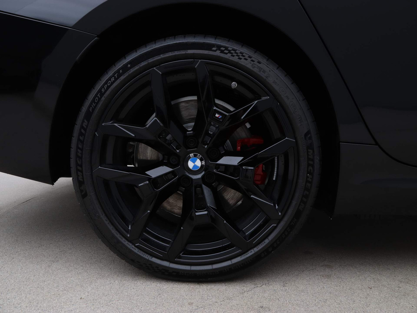 BMW BMW
