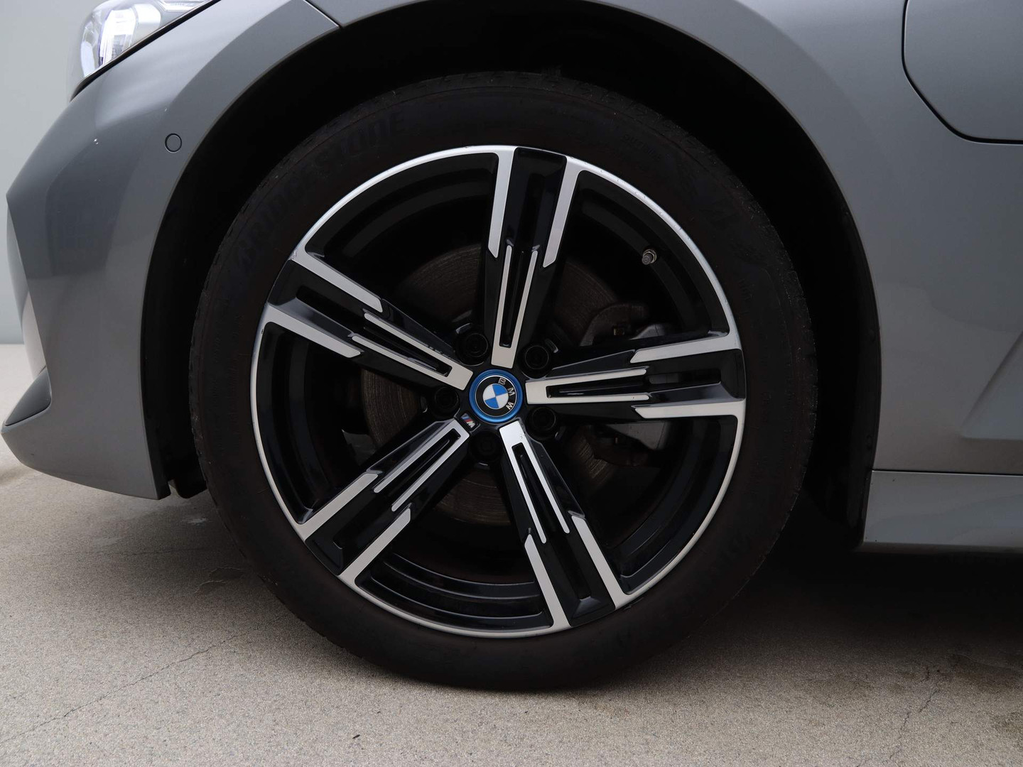 BMW BMW