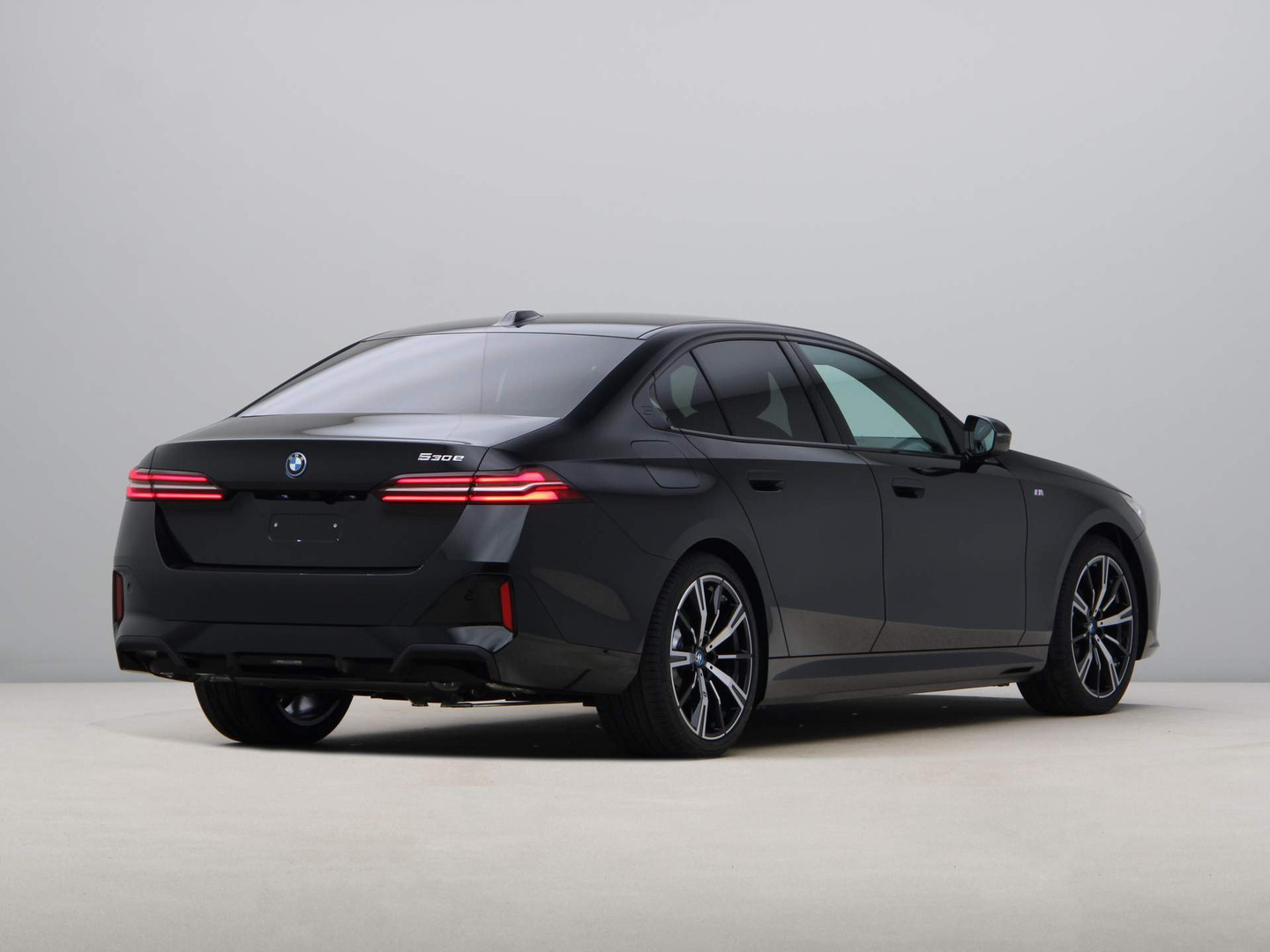 BMW BMW
