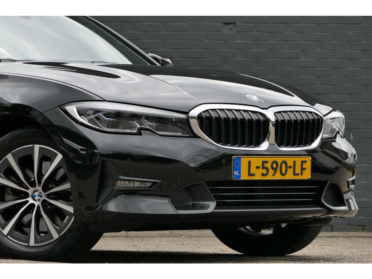 BMW BMW