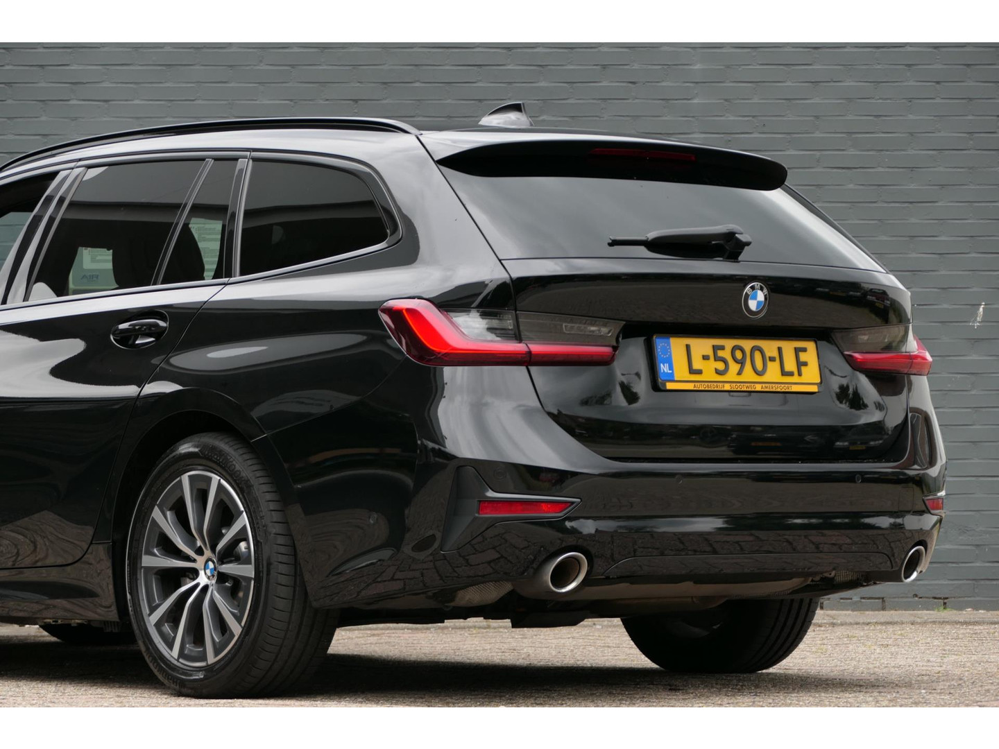 BMW BMW