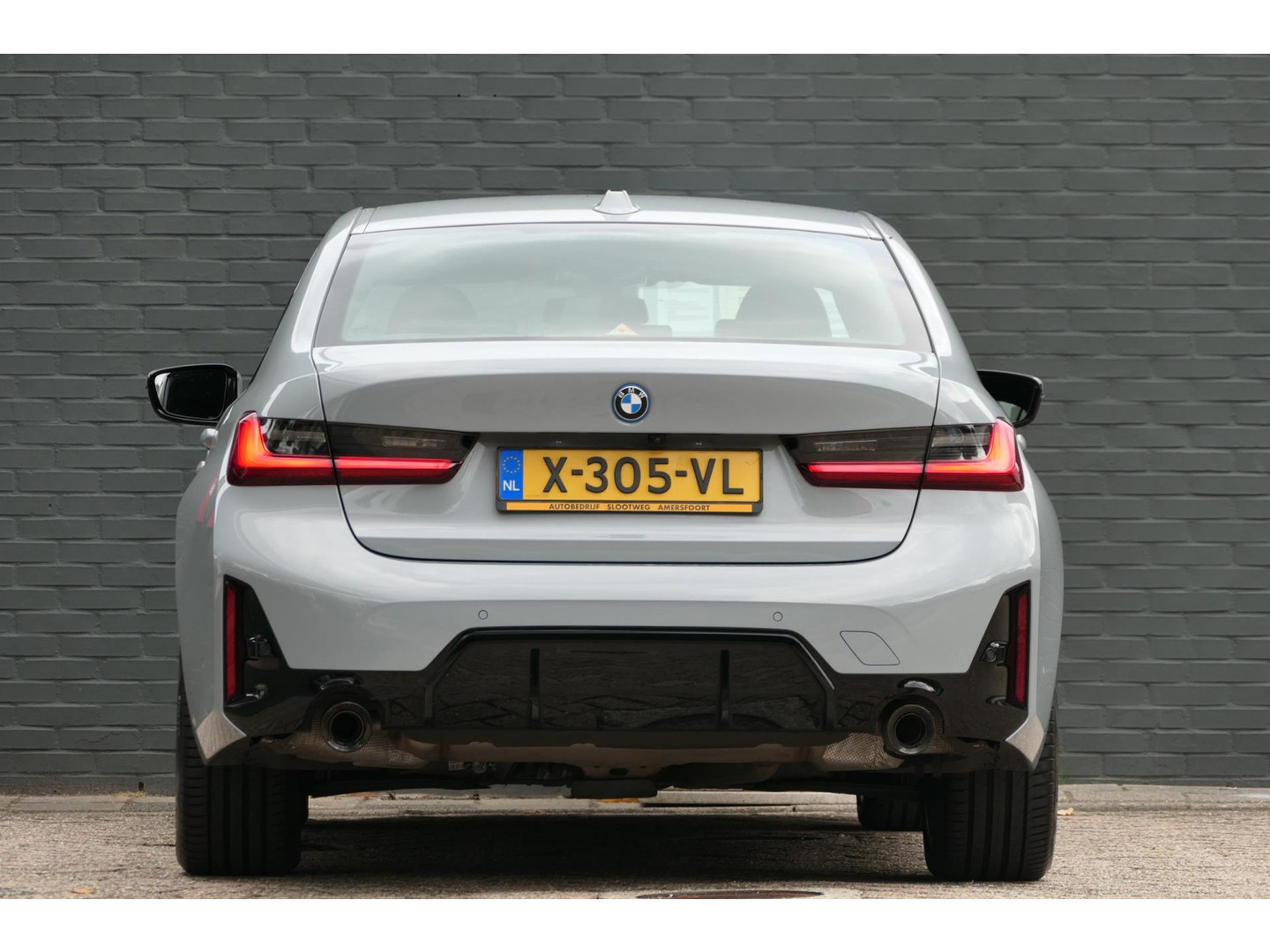 BMW BMW