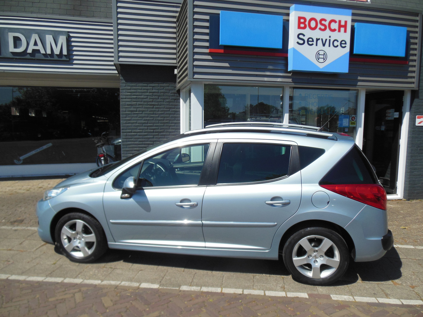 Peugeot