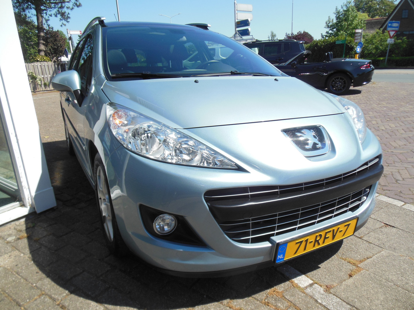 Peugeot