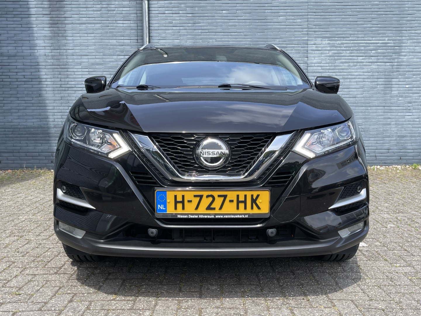 Nissan Nissan