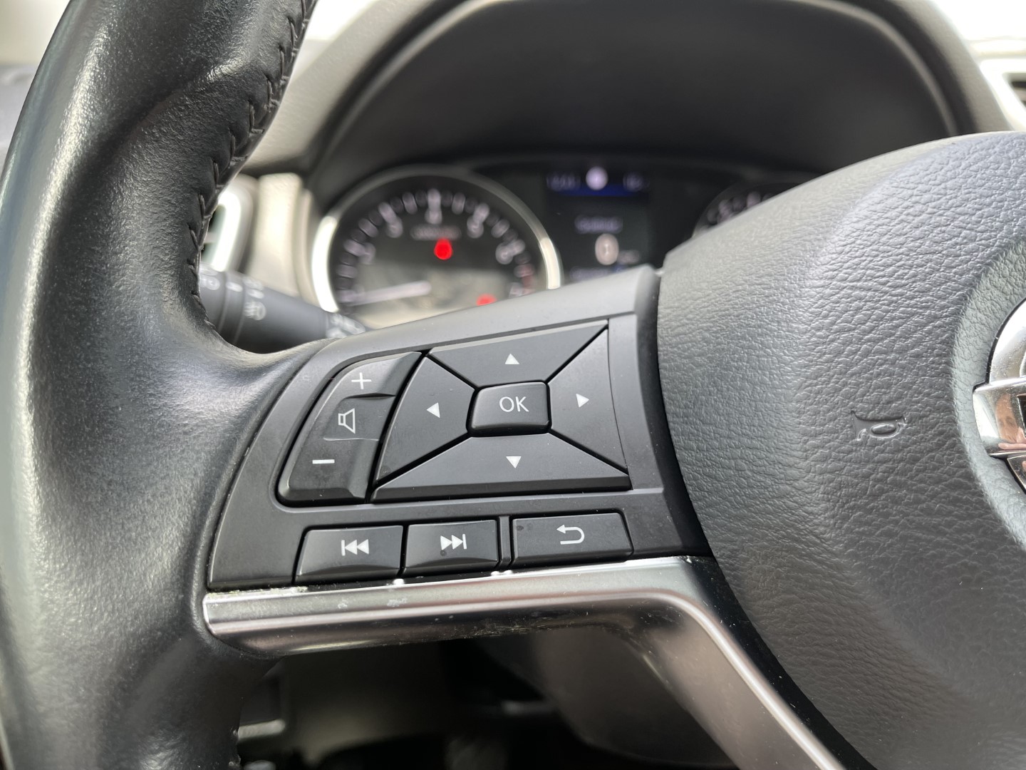 Nissan Nissan
