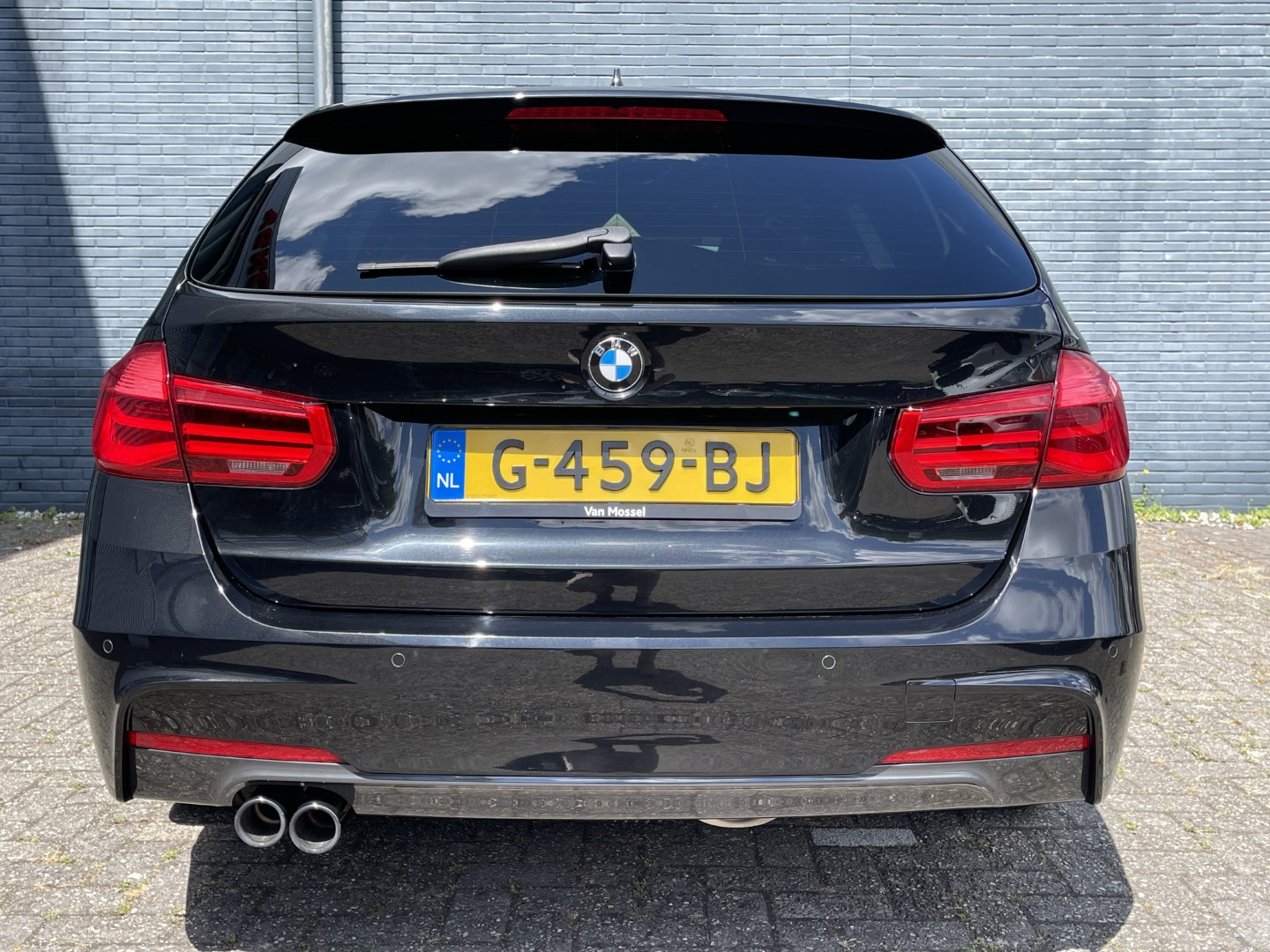 BMW BMW