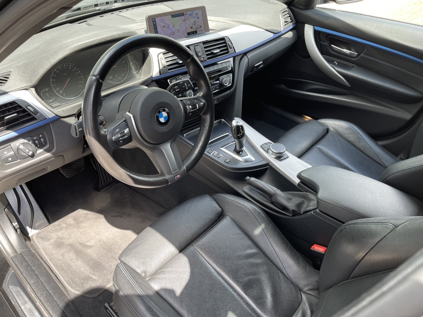 BMW BMW