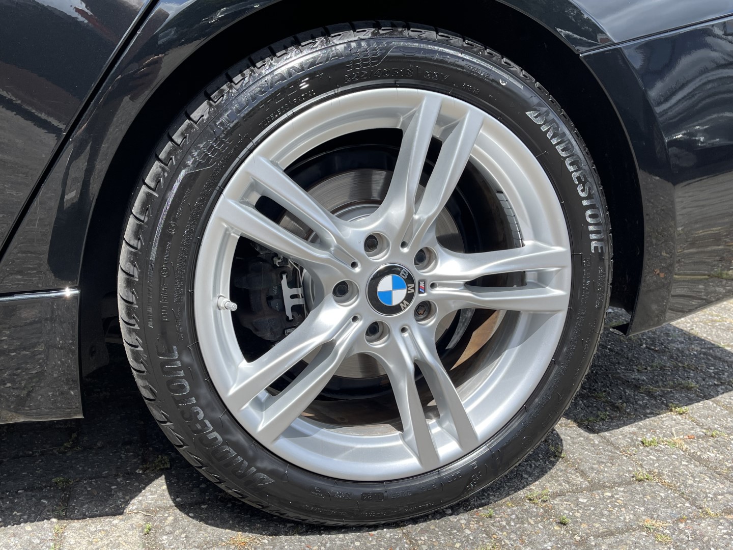 BMW BMW