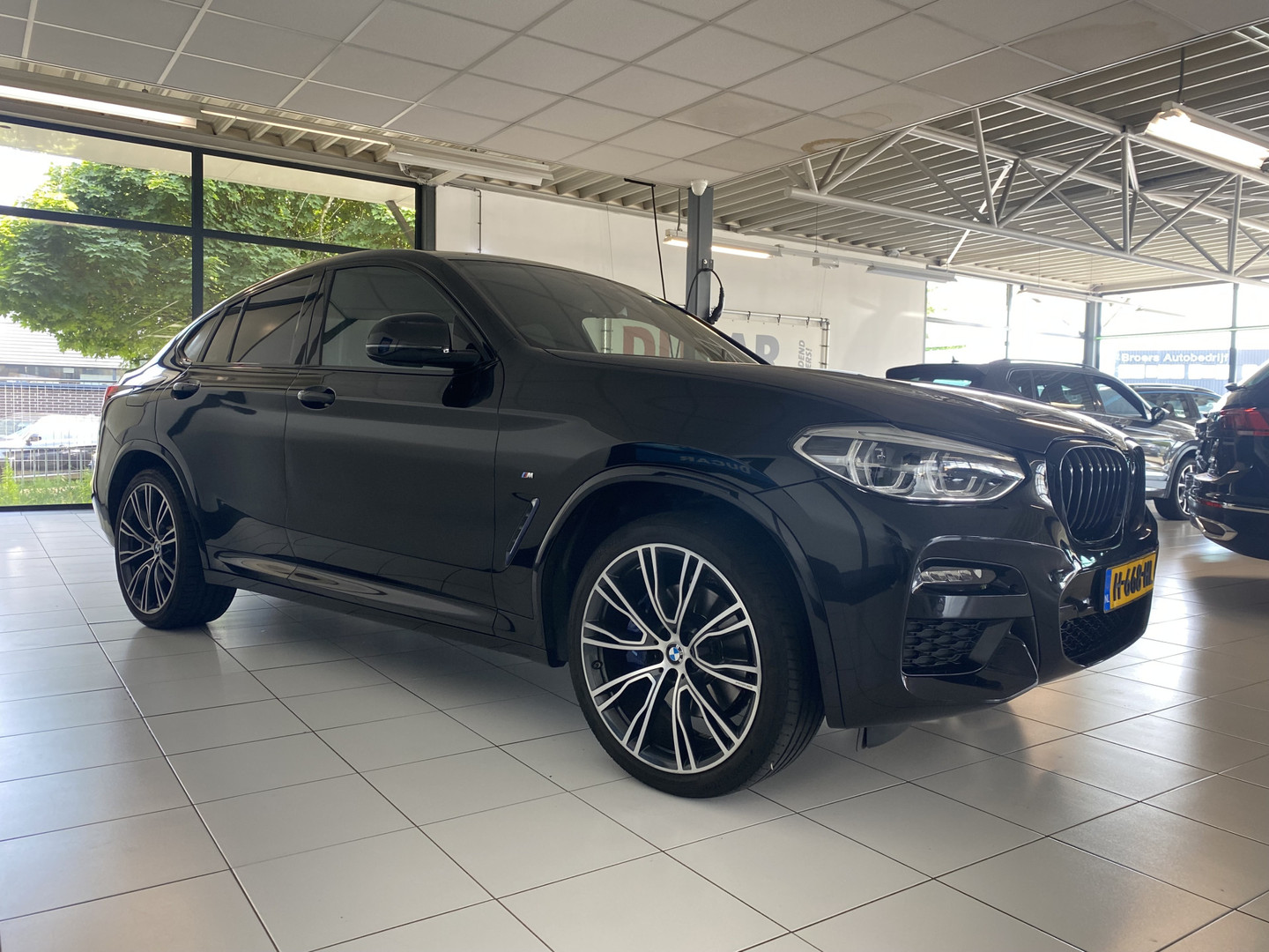 BMW