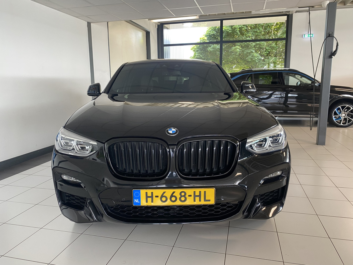 BMW