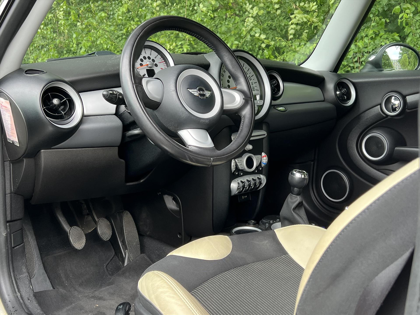 MINI