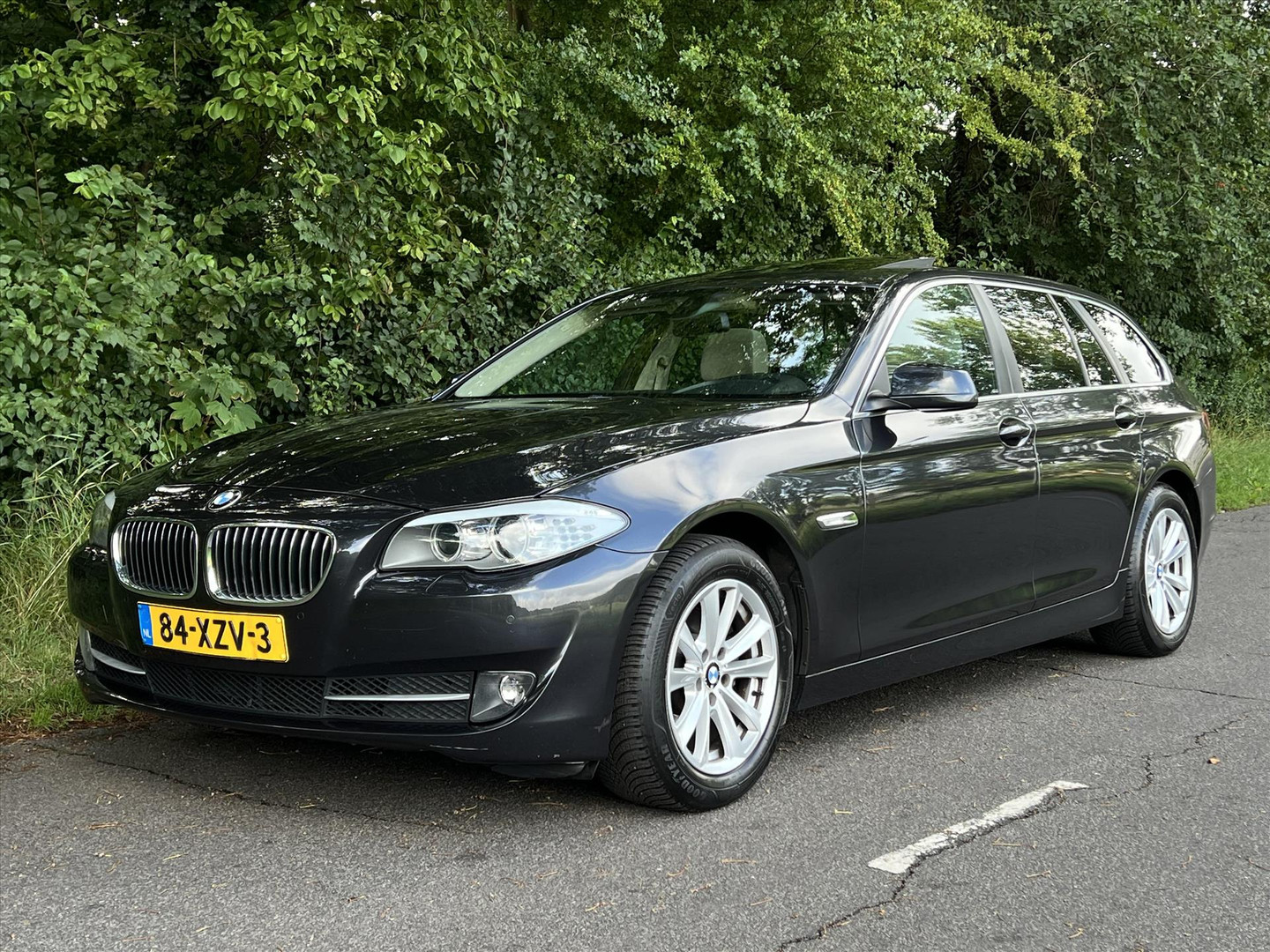 BMW BMW
