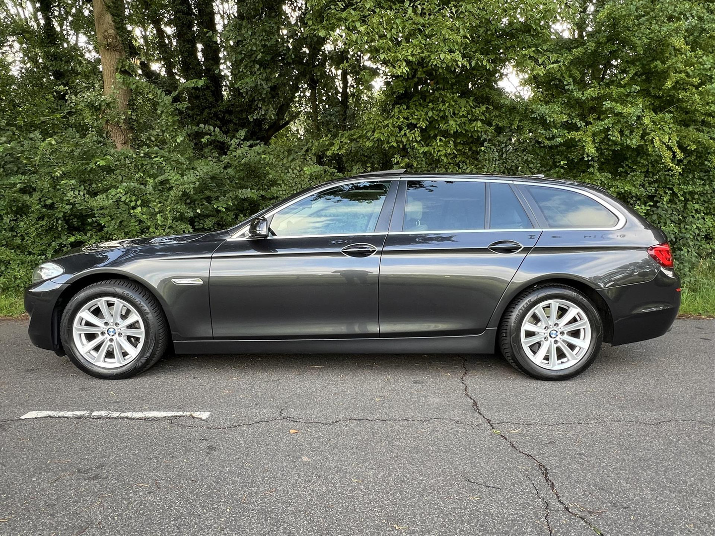 BMW BMW