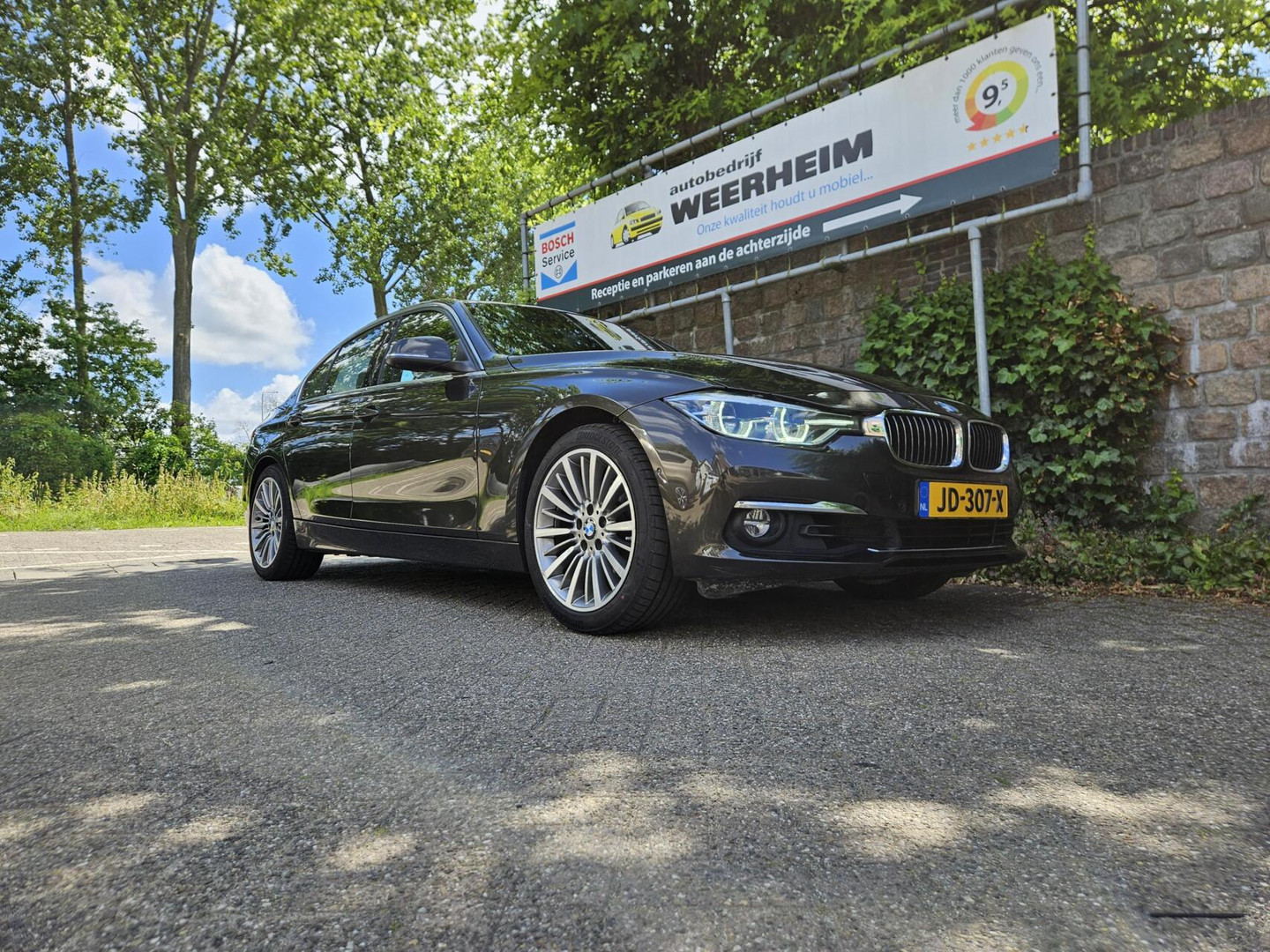 BMW