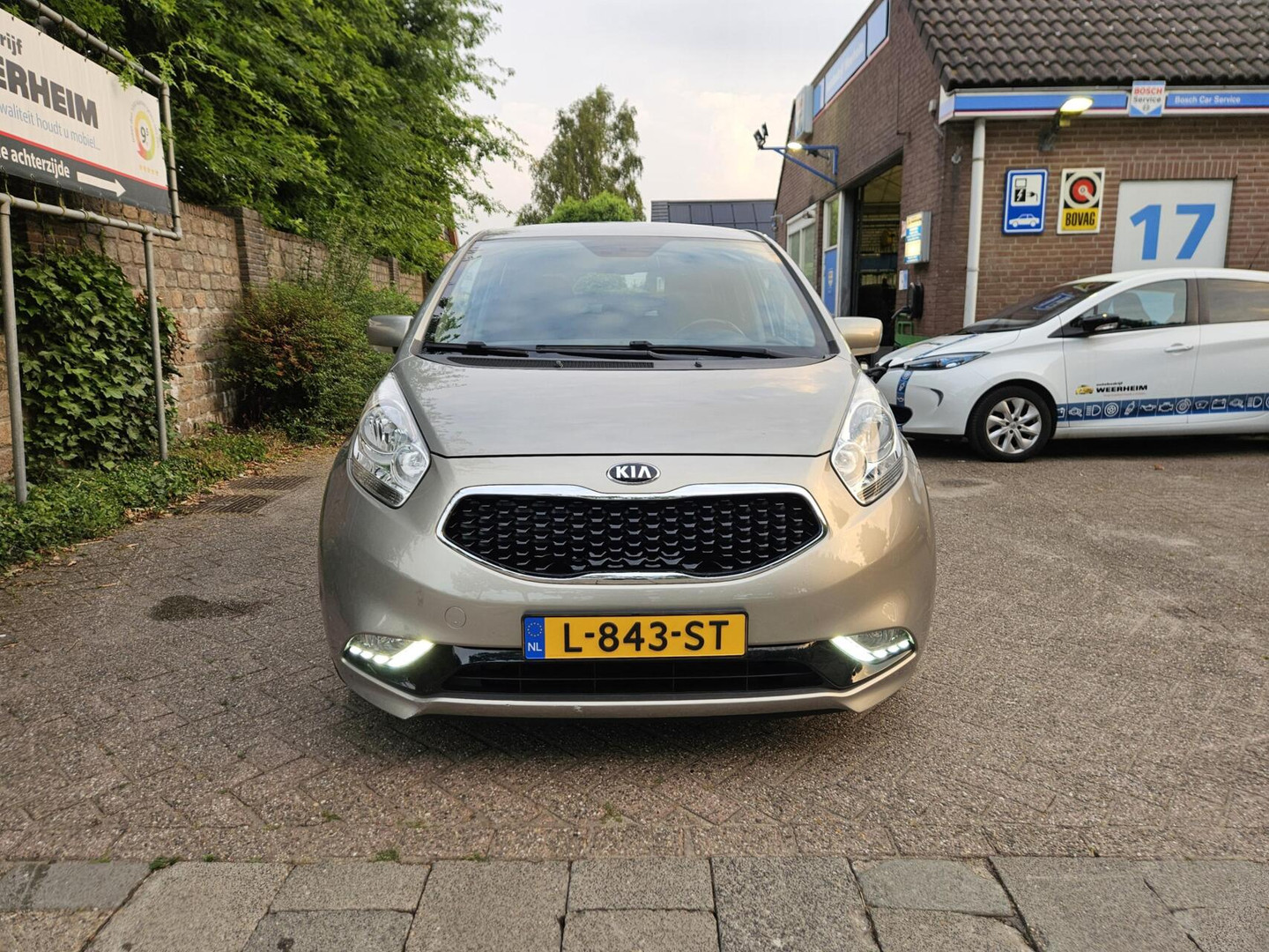 Kia