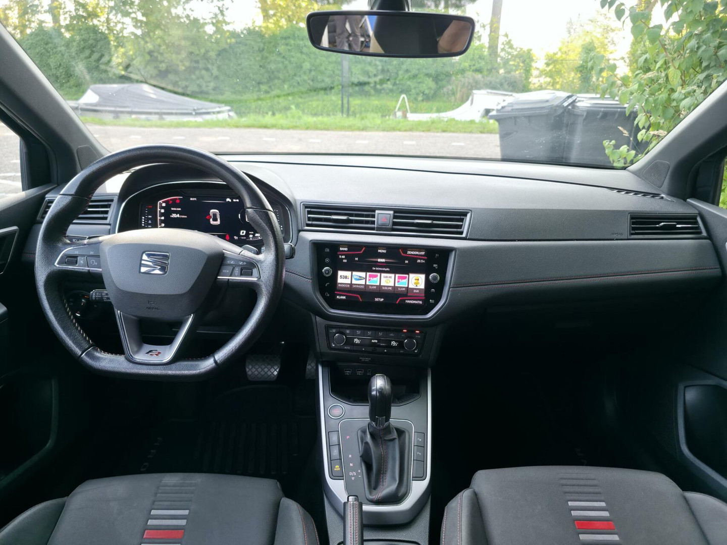 SEAT