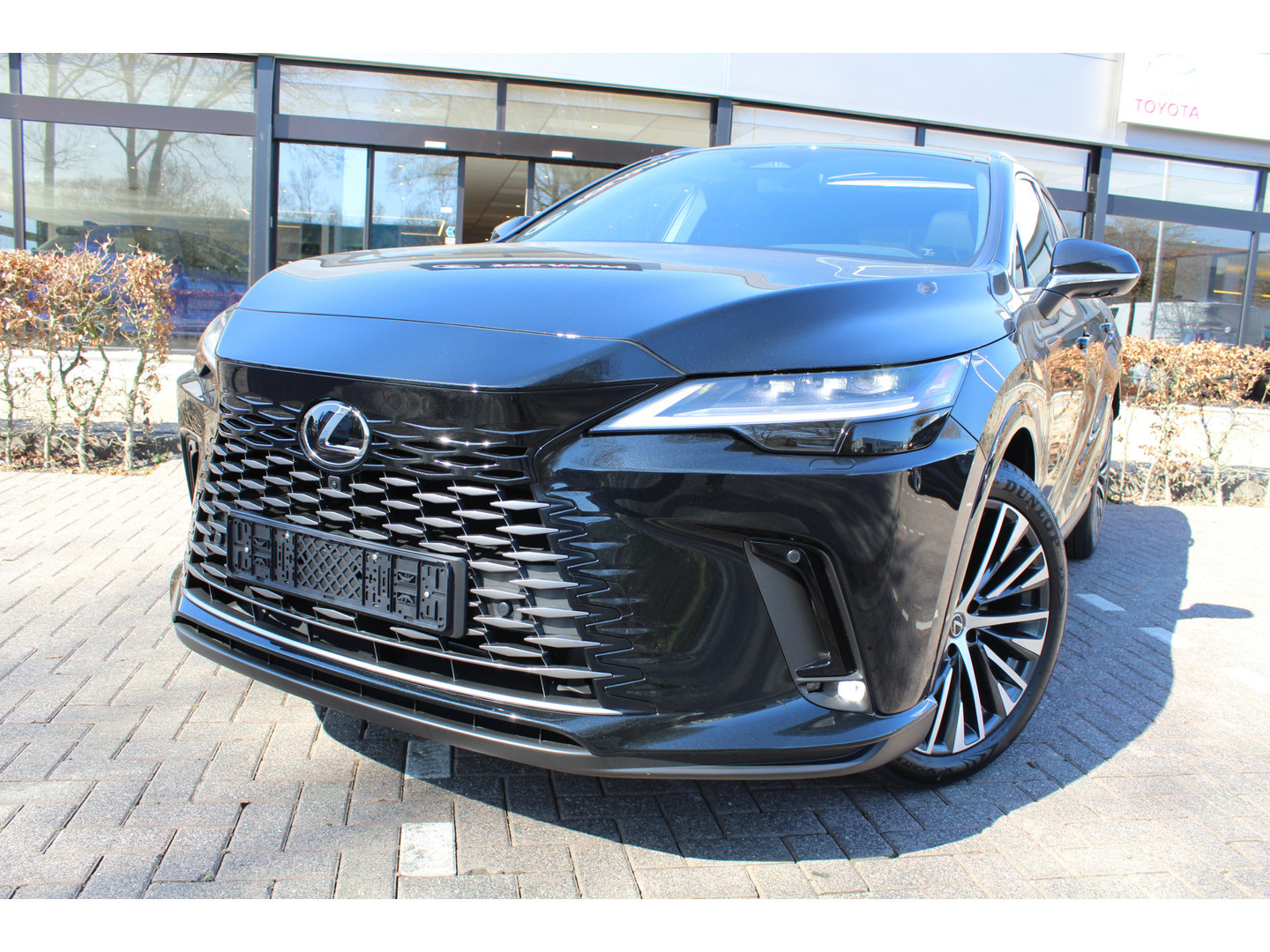 Lexus